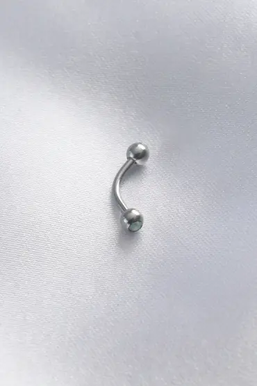  741 -  316L Cerrahi Çelik Gümüş Renk Minimal Toplu Mavi Taş Detay Banana Piercing