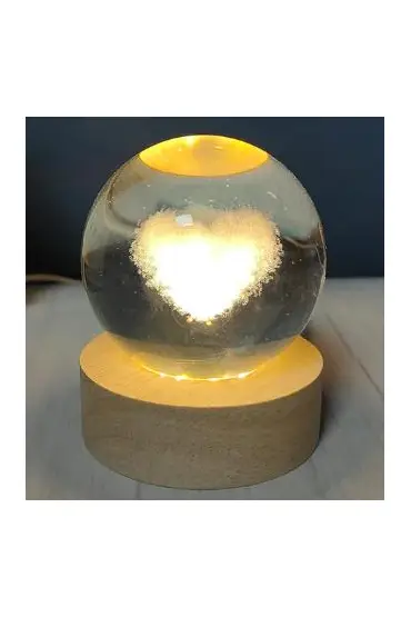  Dekoratif Kalp Tasarımlı Ahşap Altlıklı Işıklı Cam Küre Büyük Boy 8cm