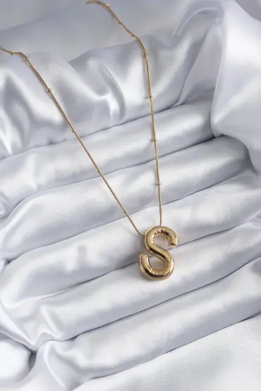  943  316L Çelik Gold Renk Bubble "S" Harf Model Kadın Kolye