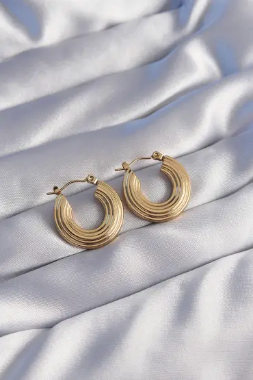 316L Çelik Gold Renk Oval Çizgili Plaka Model Küpe - TJ-BKP9056