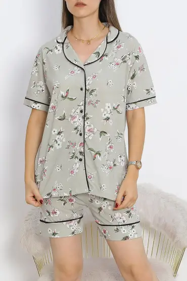 Düğmeli Şortlu Pijama Takımı Açıkyeşil