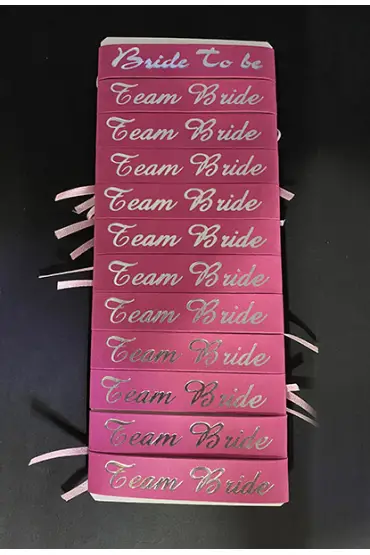 Bride To Be Bileklik - Team Bride Bileklik - Pembe Üzeri Metalize Gümüş Yazılı 12 Adet