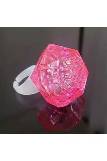 Kristal Tasarımlı Led Glow Işıklı 3 Modlu Pembe Yüzük 3.5 x 5 cm